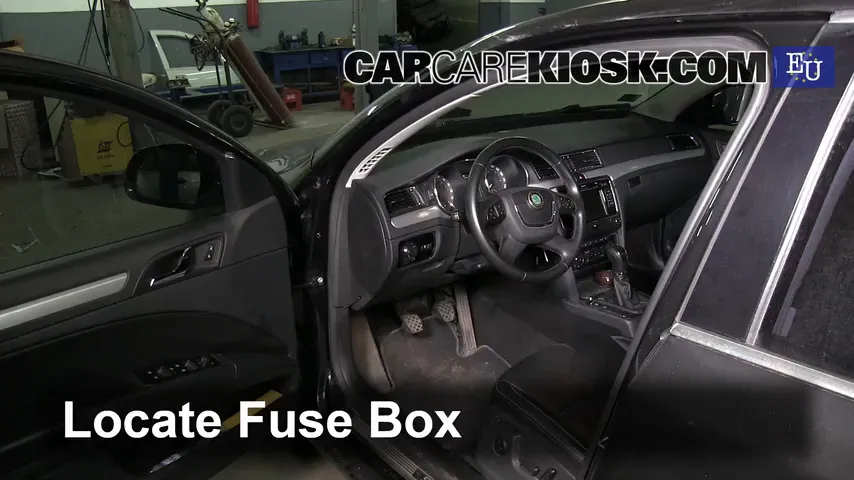 2012 Skoda Superb TDI 4X4 2.0L 4 Cyl. Turbo Diesel Fuse (Interior) Check